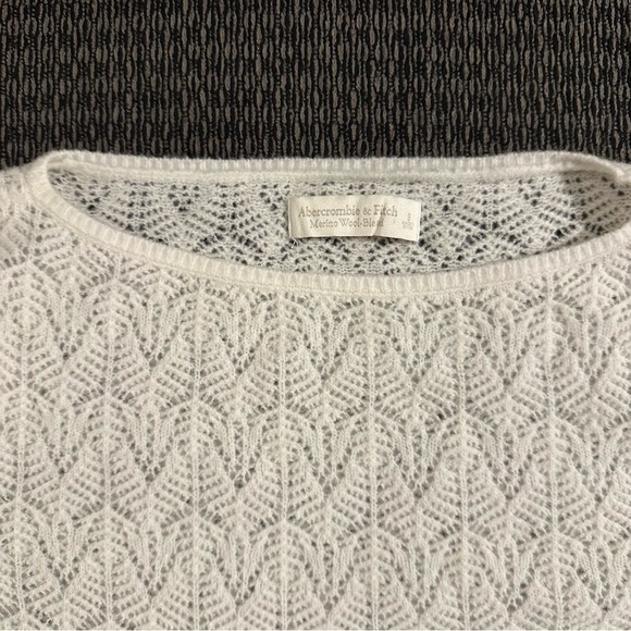 NWOT Abercrombie Merino Wool-Blend Slash Sweater Top in Cream - Picture 6 of 9
